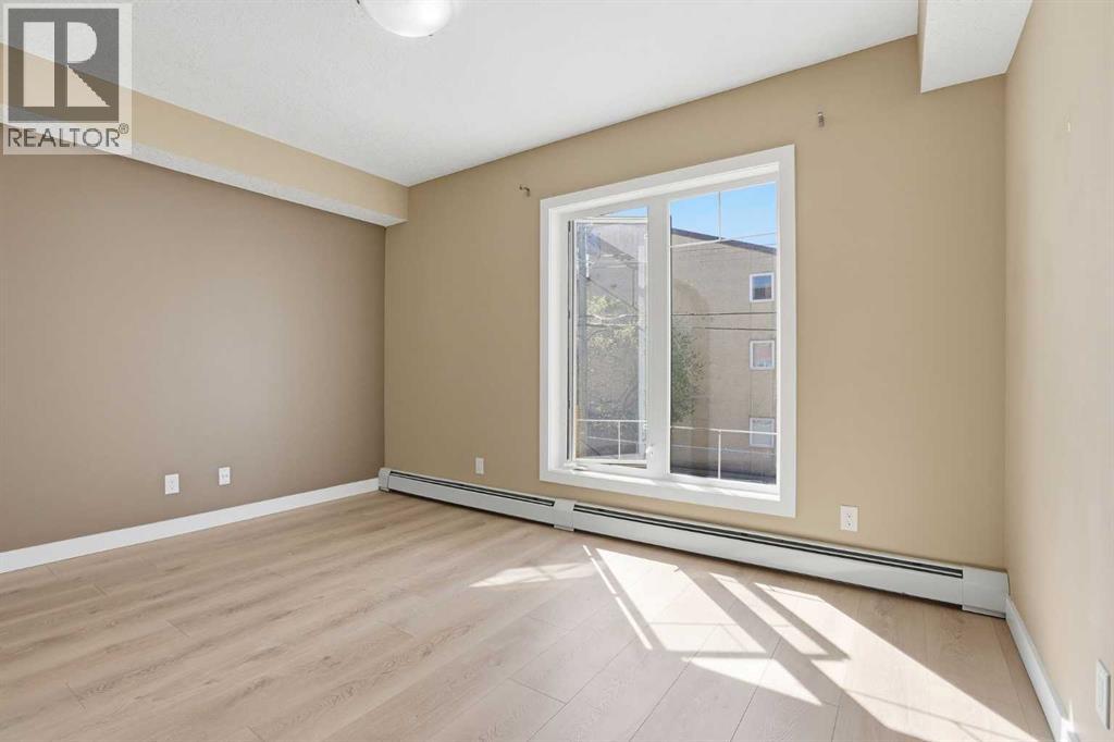 #207 117 19 Avenue NE - 21