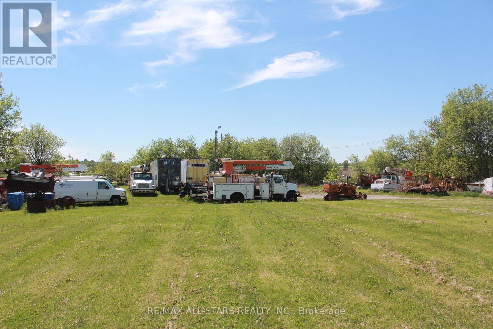 20894 WOODBINE AVENUE - 14