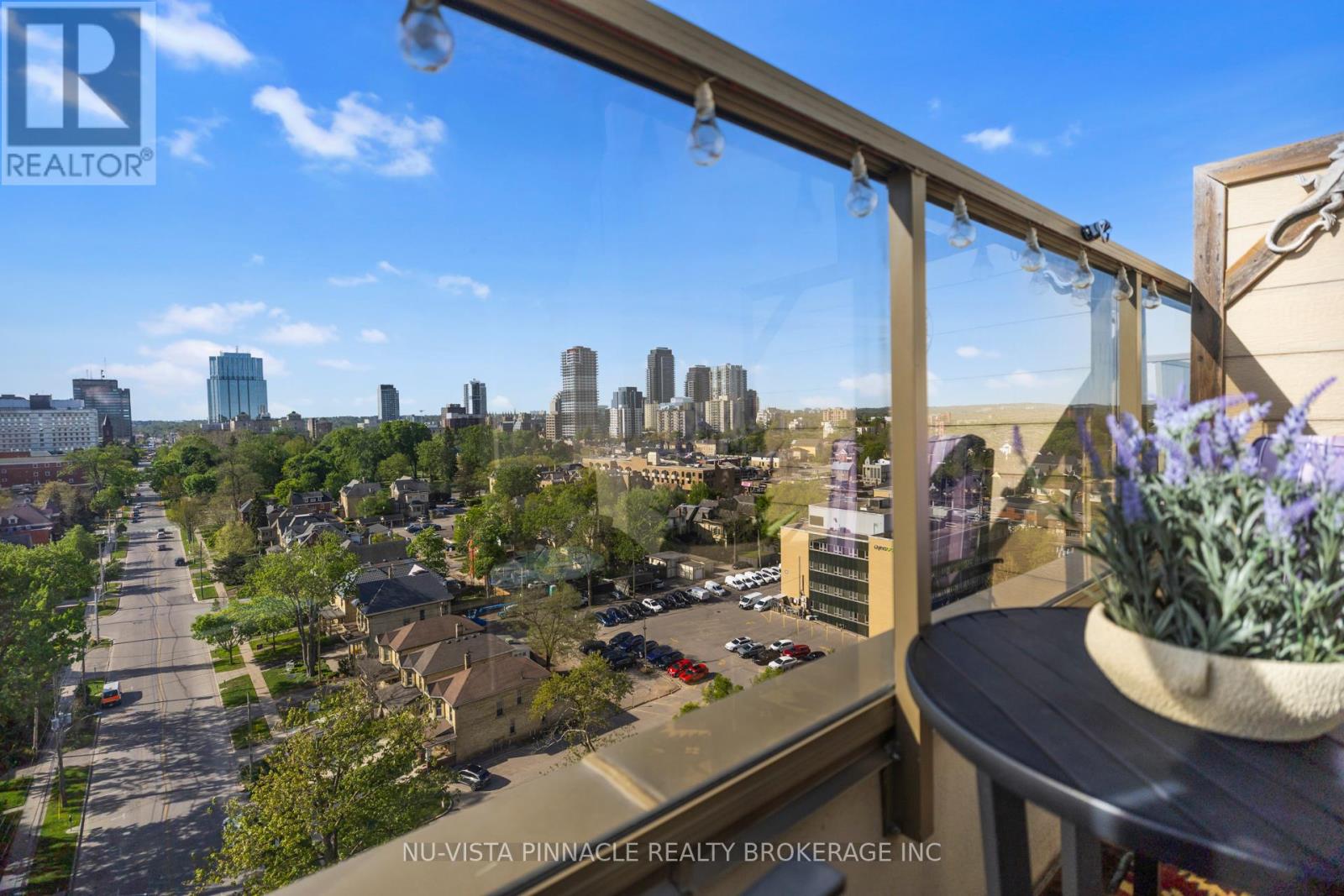 #1303 250 PALL MALL STREET - 10