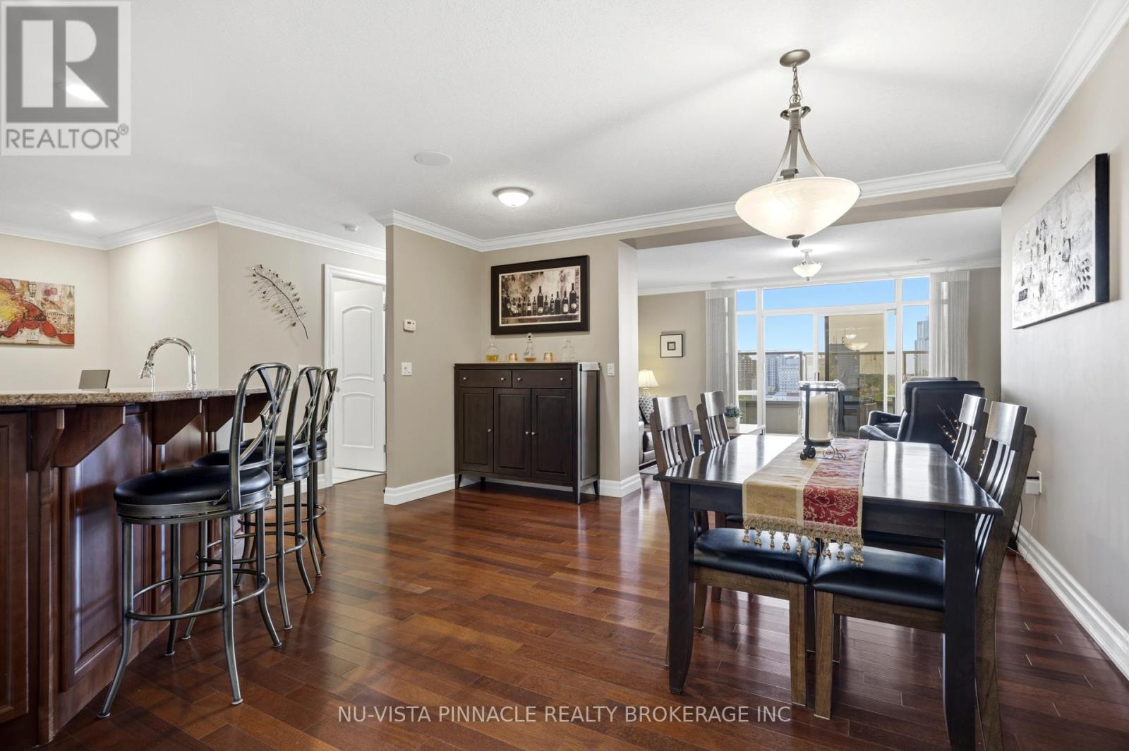 #1303 250 PALL MALL STREET - 13