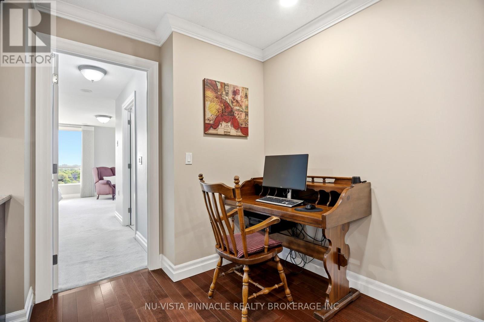 #1303 250 PALL MALL STREET - 14