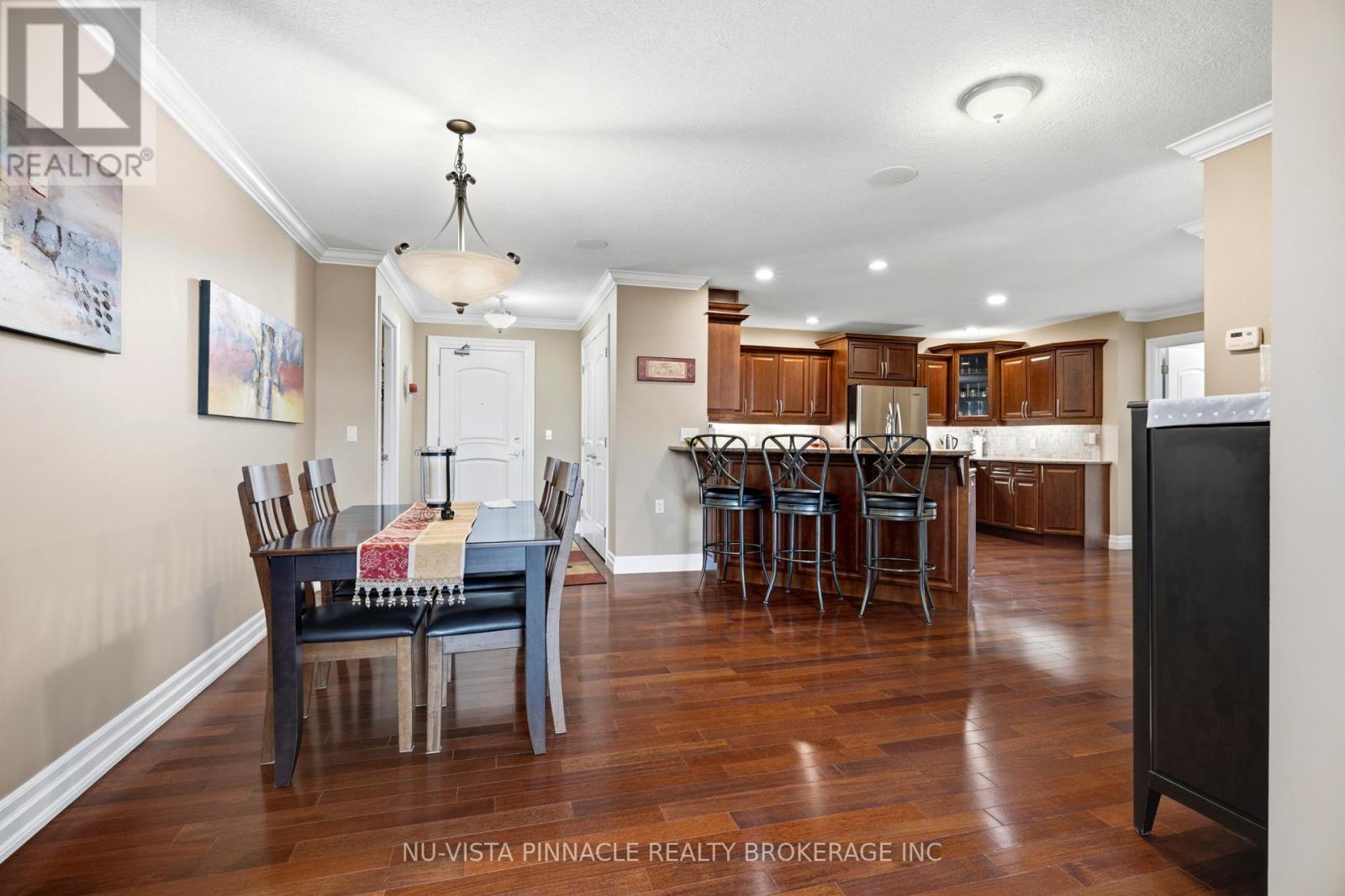 #1303 250 PALL MALL STREET - 7