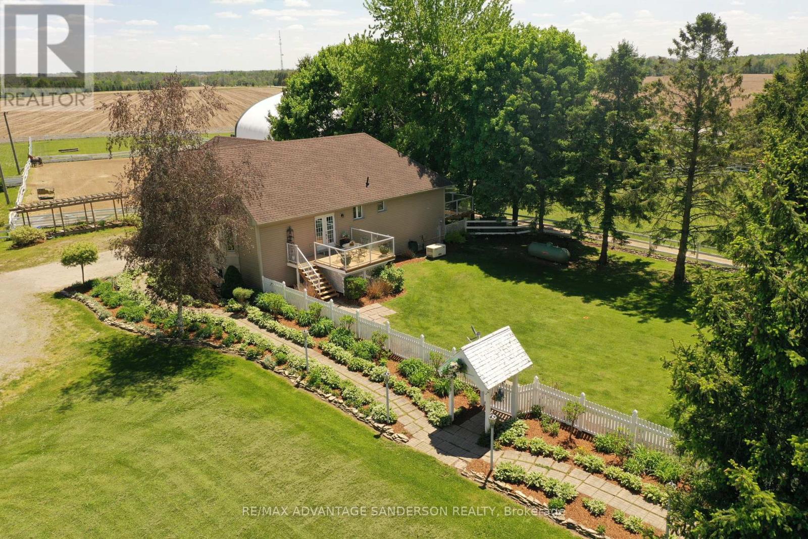 4099 MCINTOSH DRIVE - 11