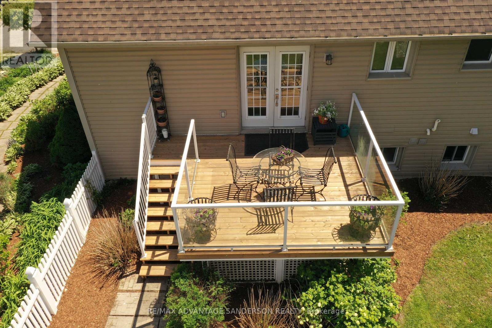 4099 MCINTOSH DRIVE - 16