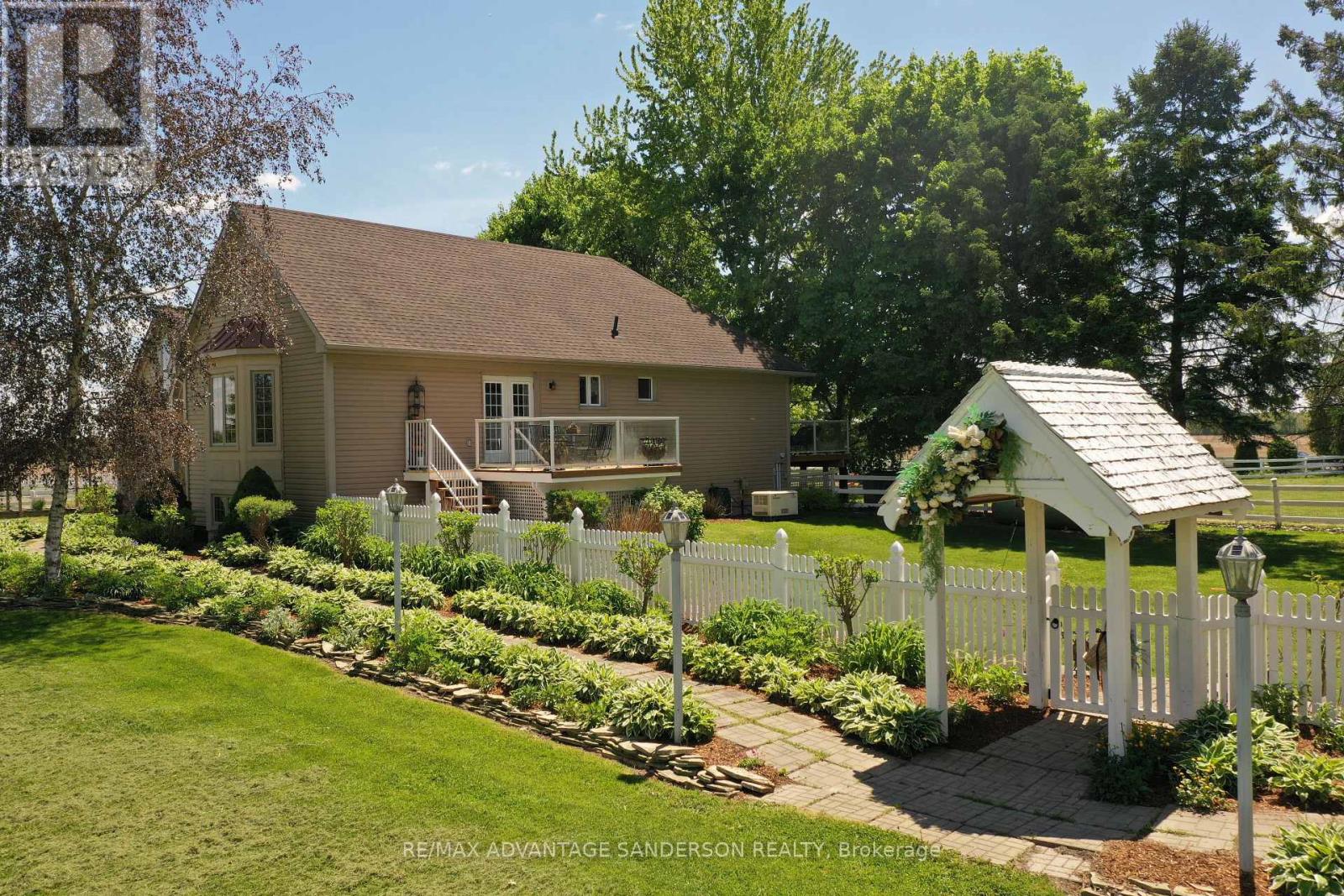 4099 MCINTOSH DRIVE - 17