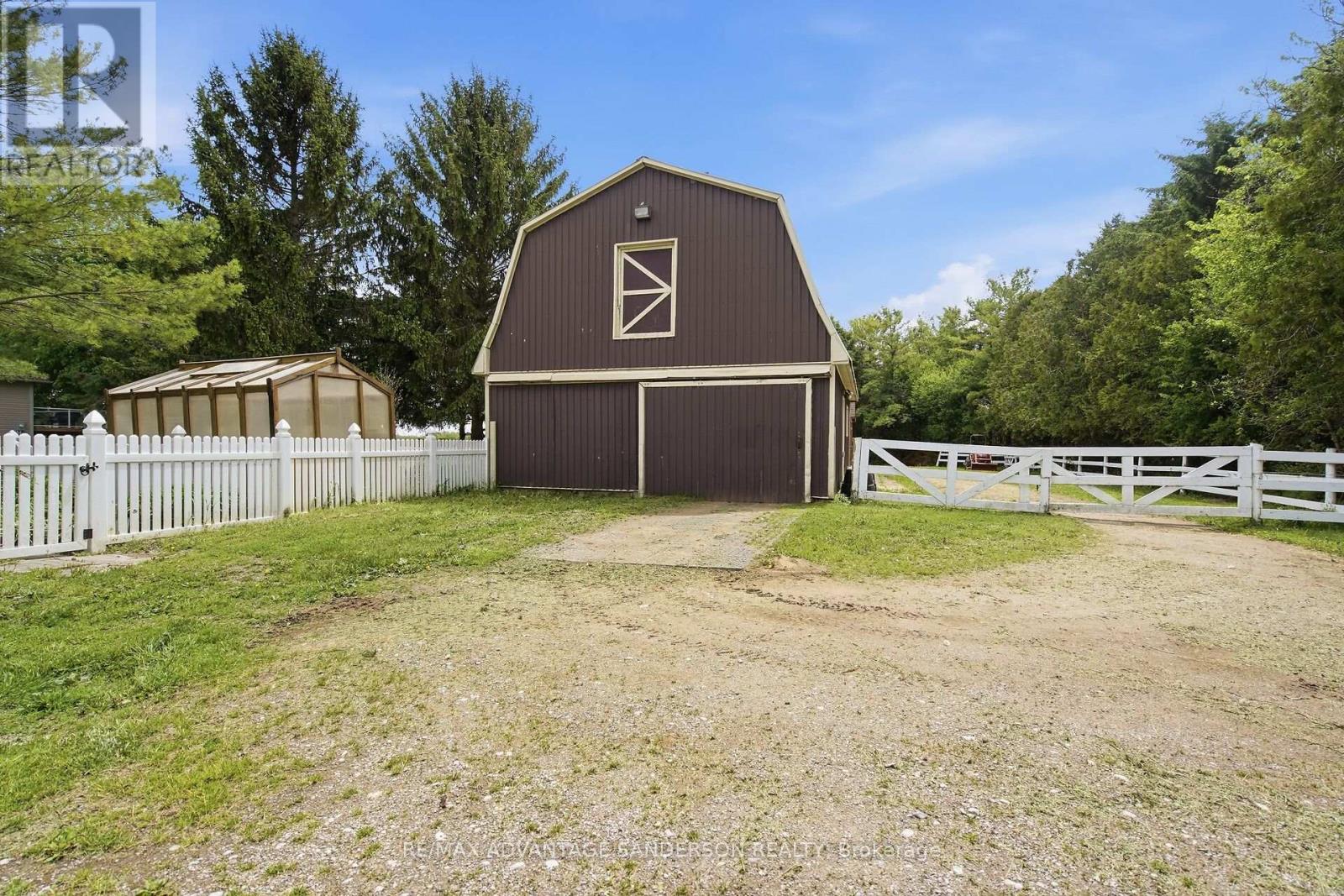 4099 MCINTOSH DRIVE - 46