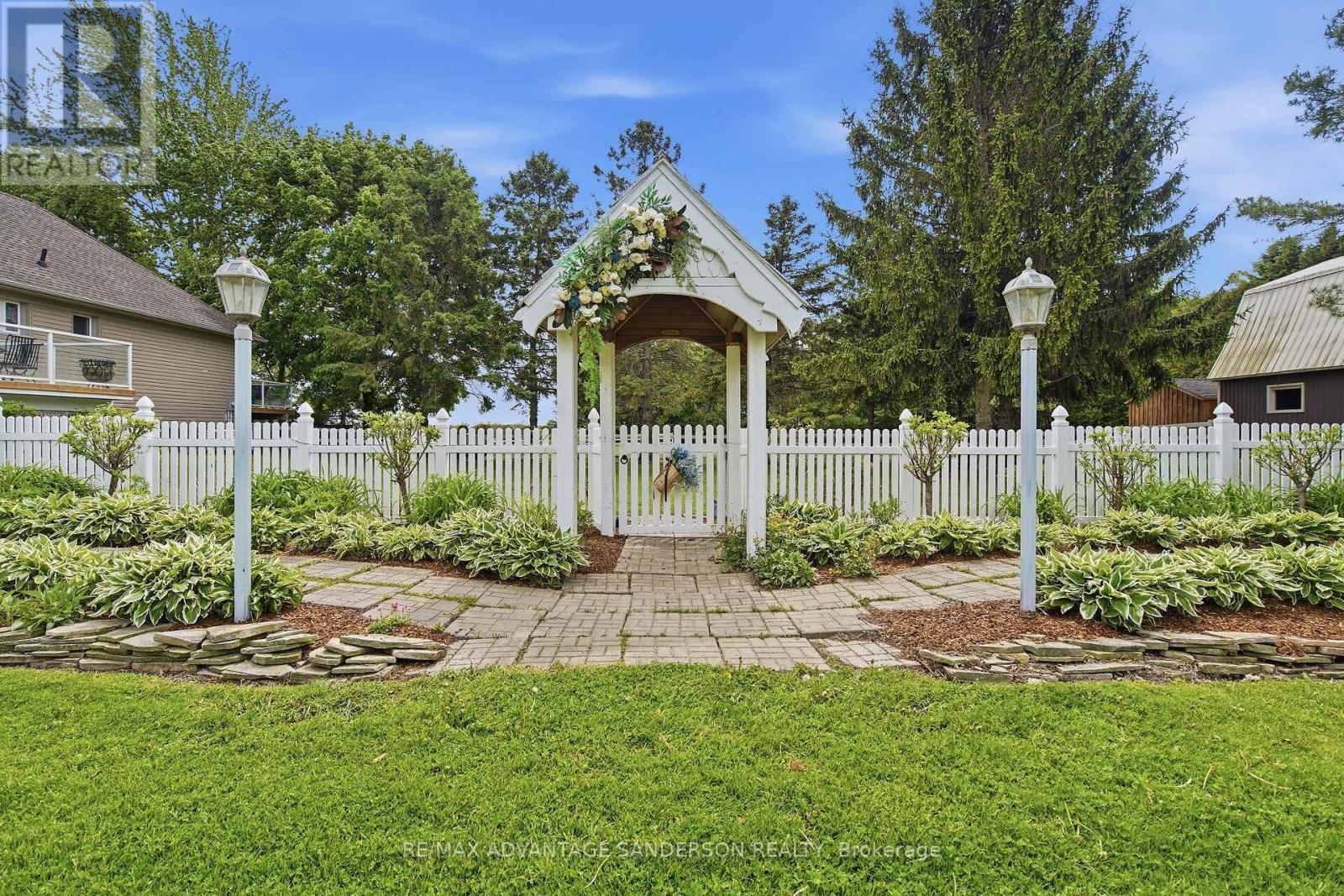 4099 MCINTOSH DRIVE - 50