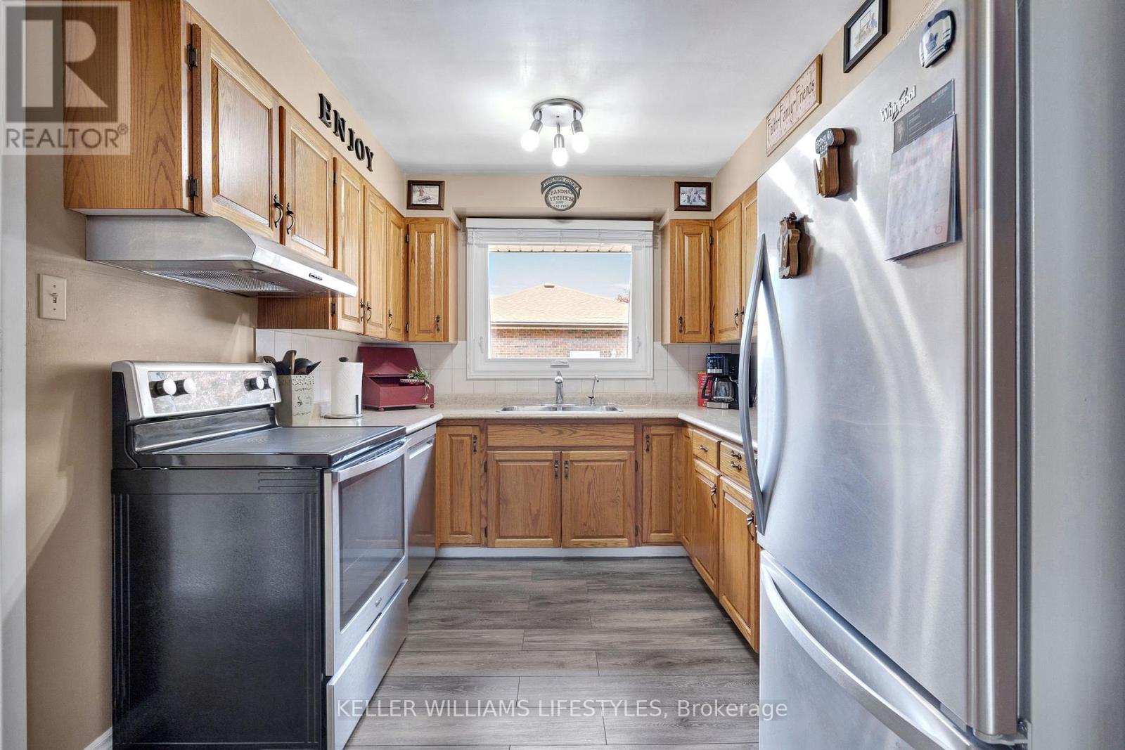 50 ALGONQUIN CRESCENT - 16