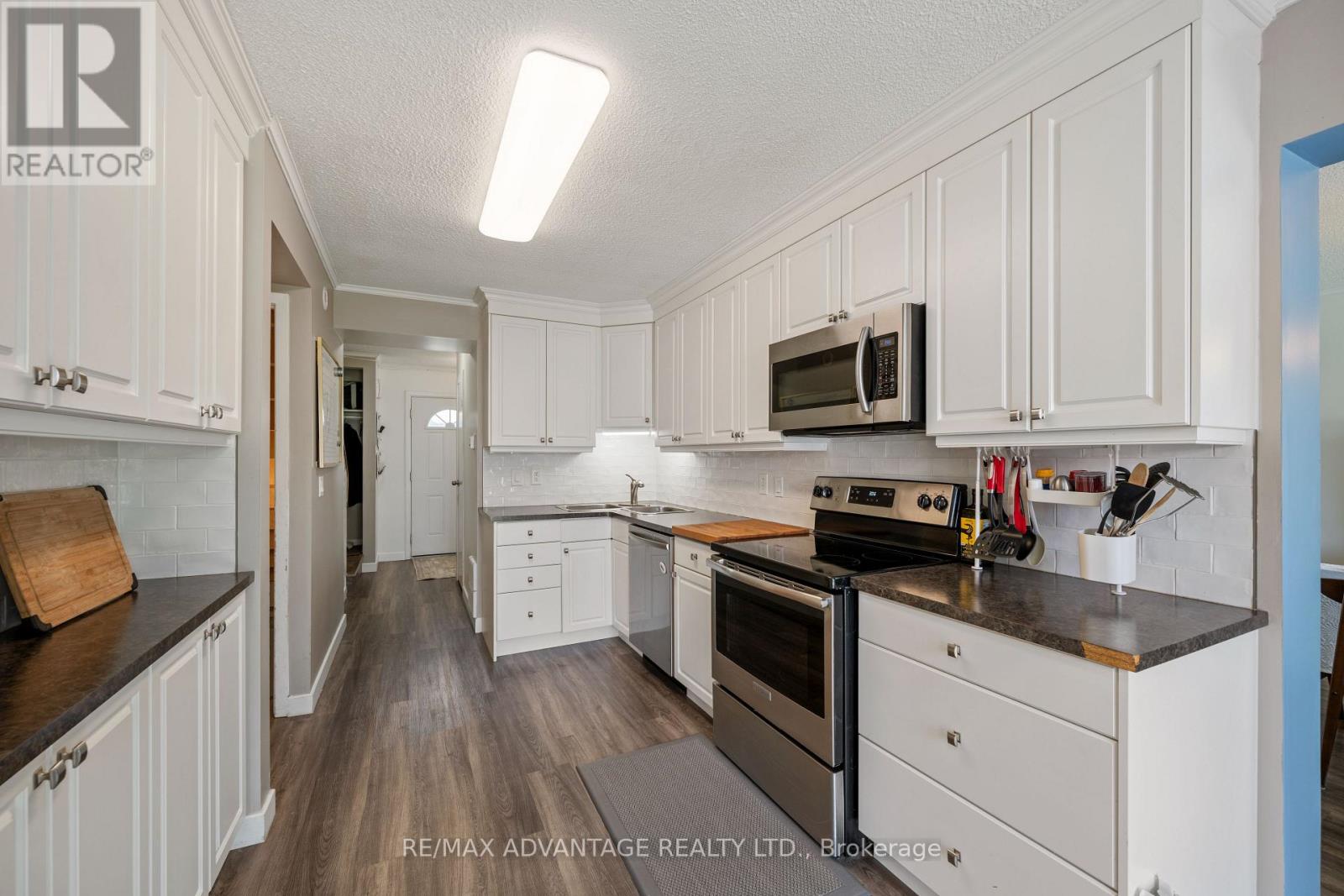 749 WILKINS STREET - 10