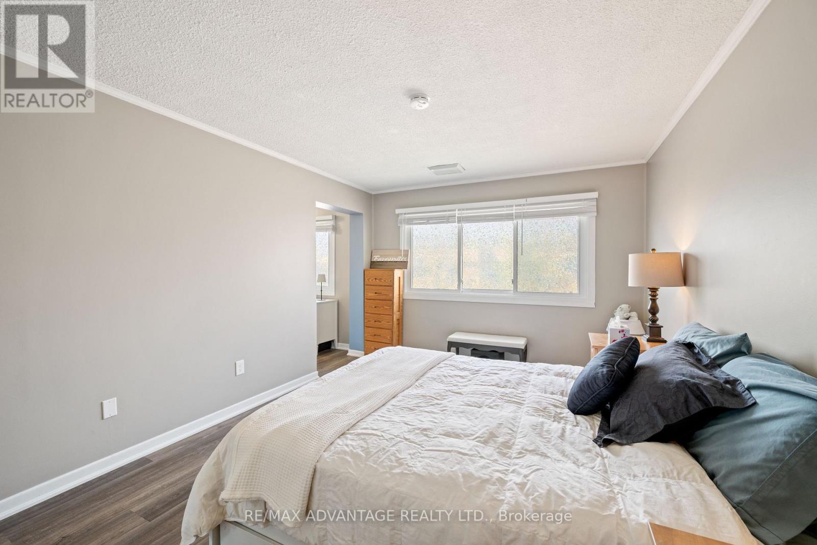 749 WILKINS STREET - 17