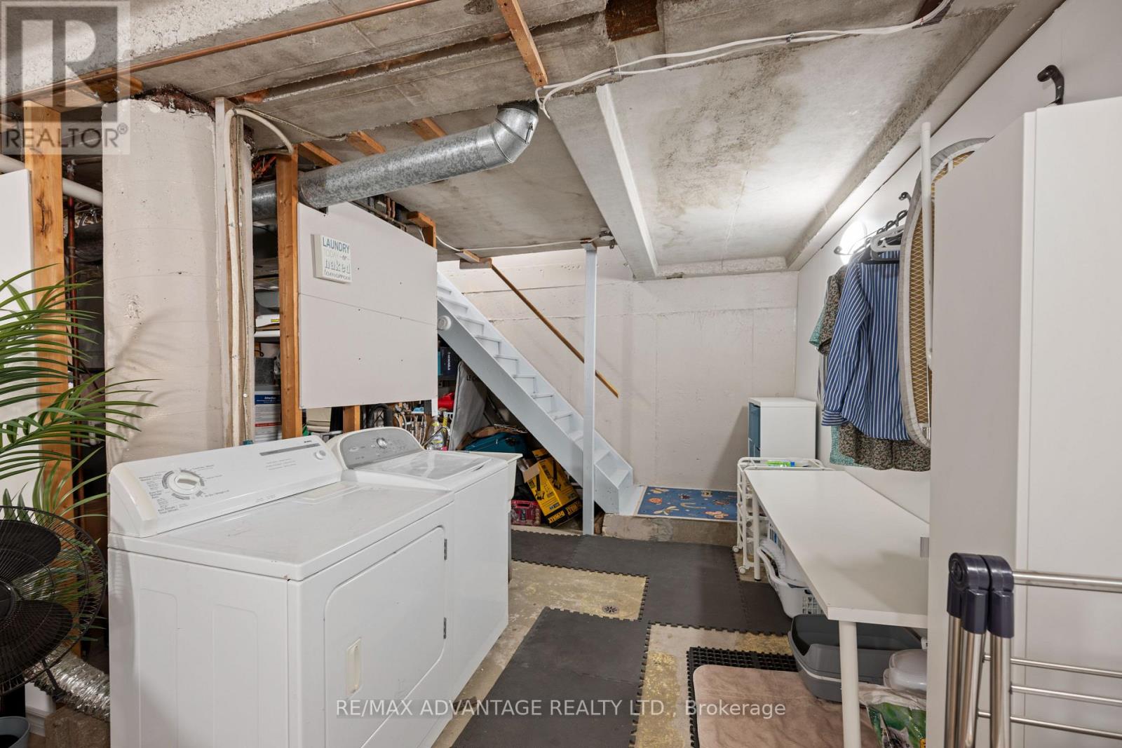749 WILKINS STREET - 25