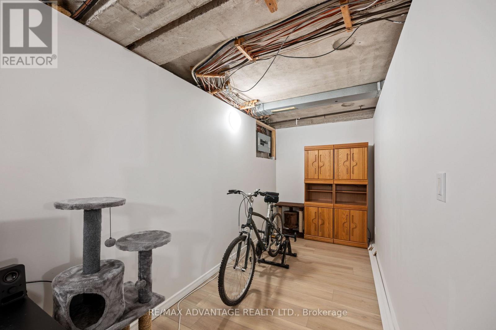 749 WILKINS STREET - 26
