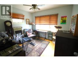 Kitchen - 3208 35 Street, Vernon, BC V1T6B7 Photo 7