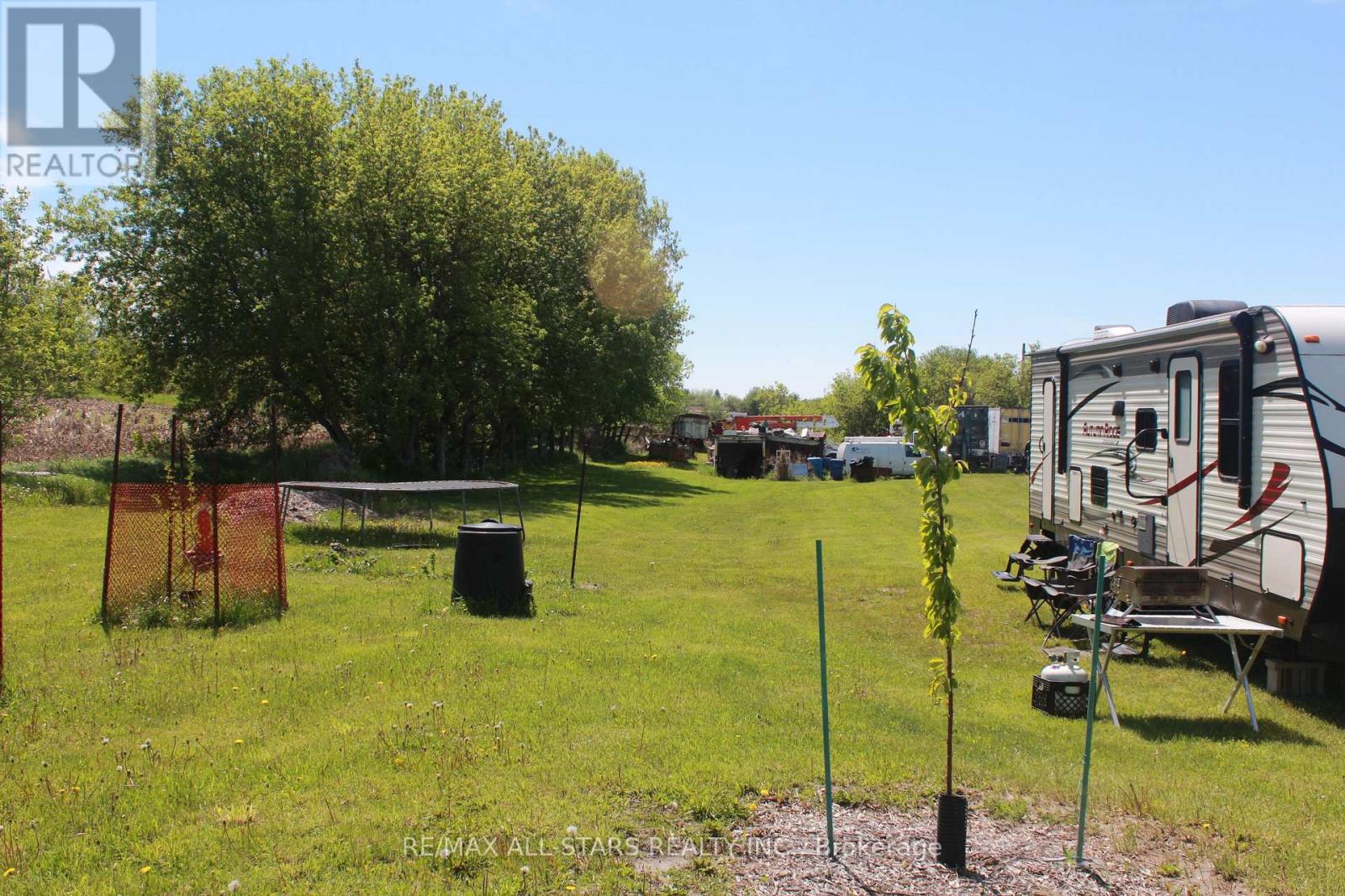 20894 WOODBINE AVENUE - 3