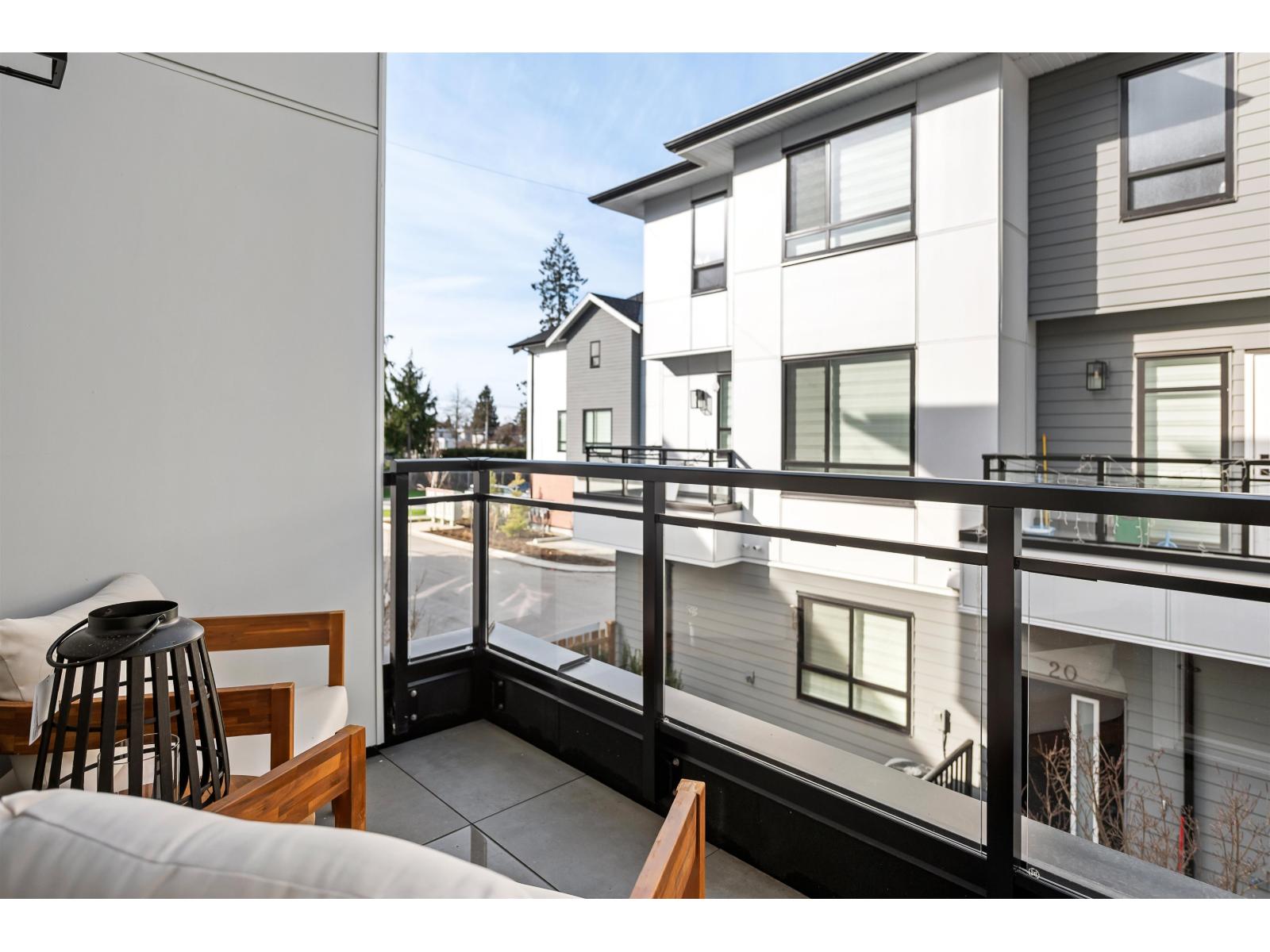 12 12635 63 AVENUE, Surrey