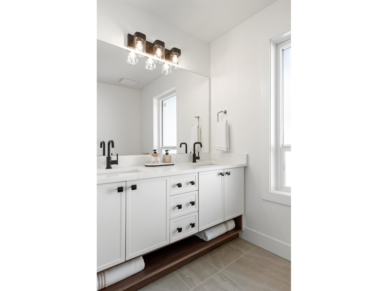 12 12635 63 AVENUE, Surrey