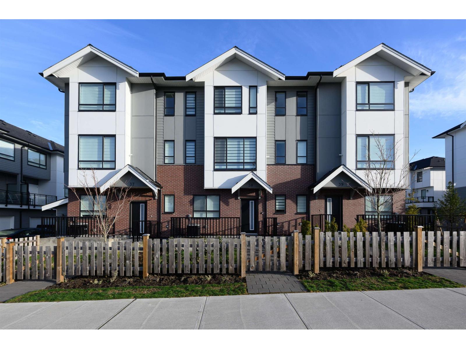 12 12635 63 AVENUE, Surrey