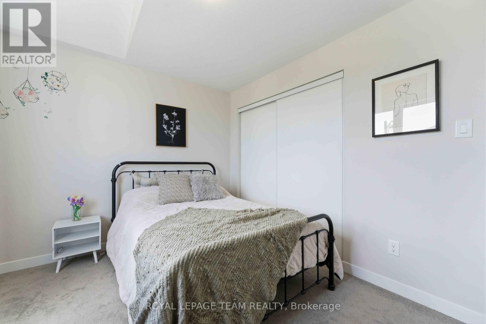 3048 TRAVERTINE WAY - 33