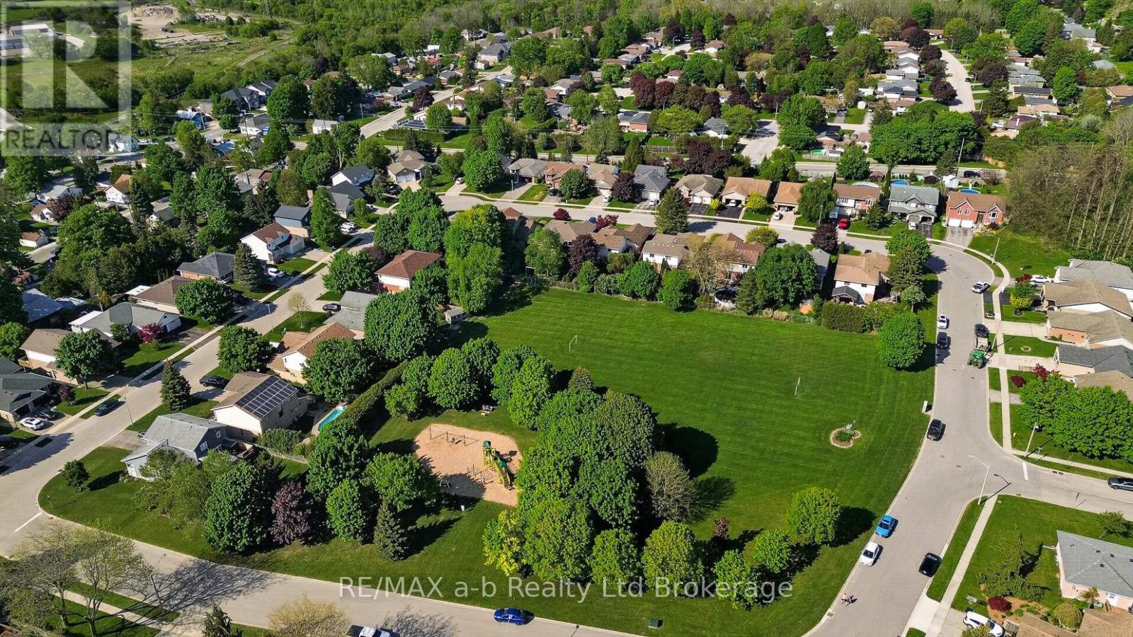 51 MASON DRIVE - 31