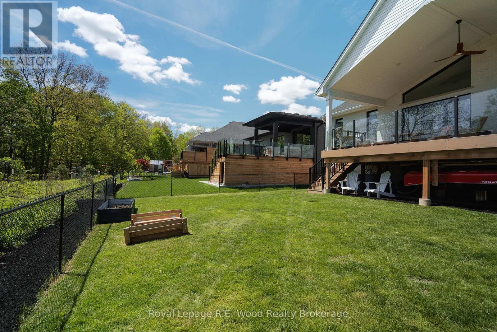 73 ROYAL DORNOCH DRIVE - 38