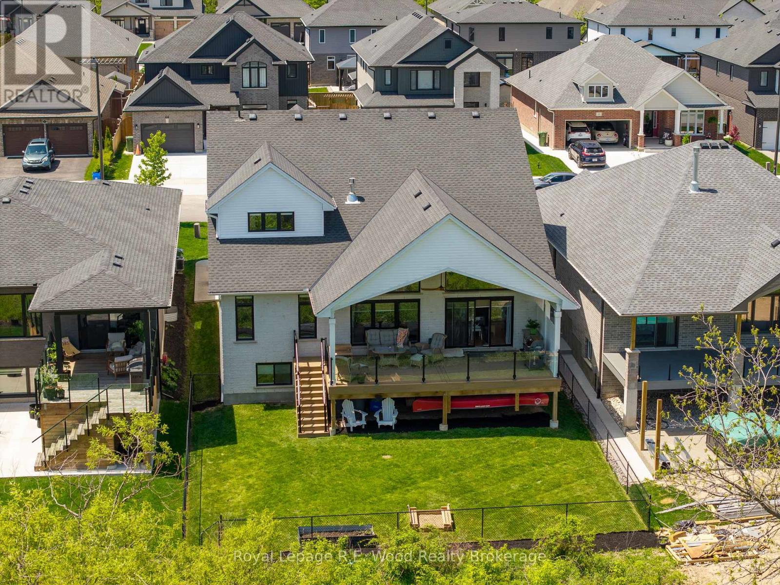 73 ROYAL DORNOCH DRIVE - 43