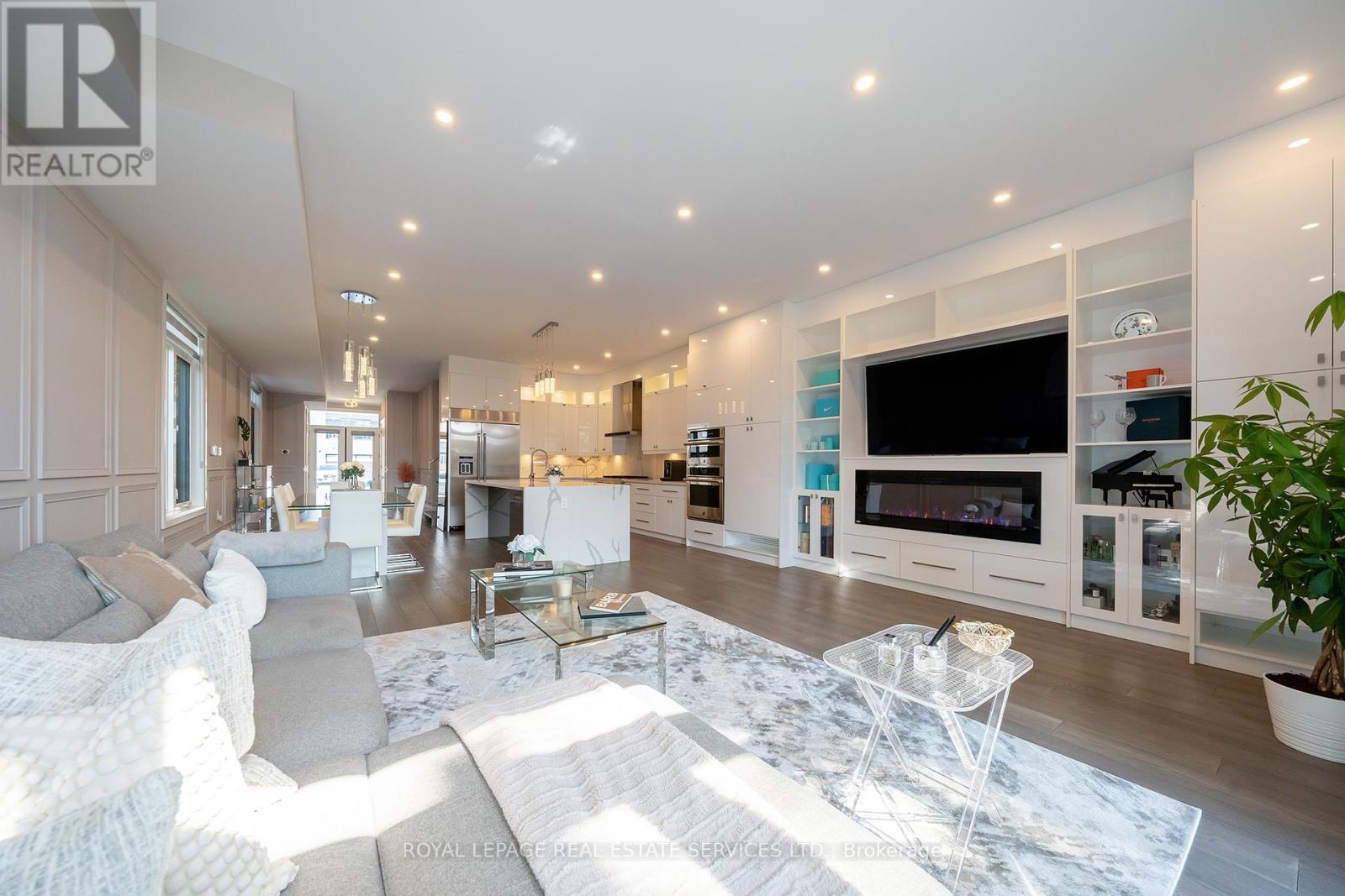 25A TECUMSETH AVENUE - 13