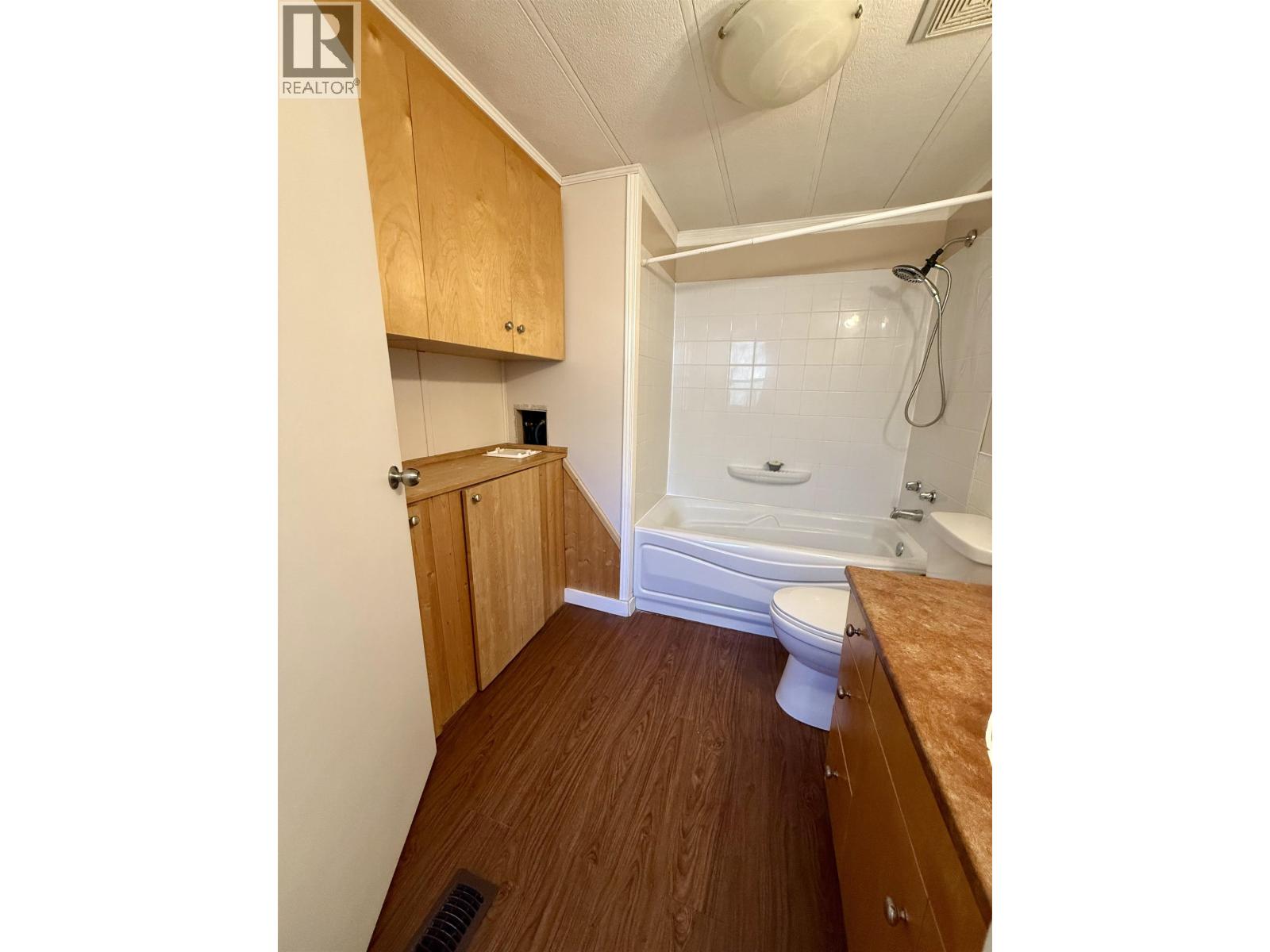 9124 75 STREET - 11