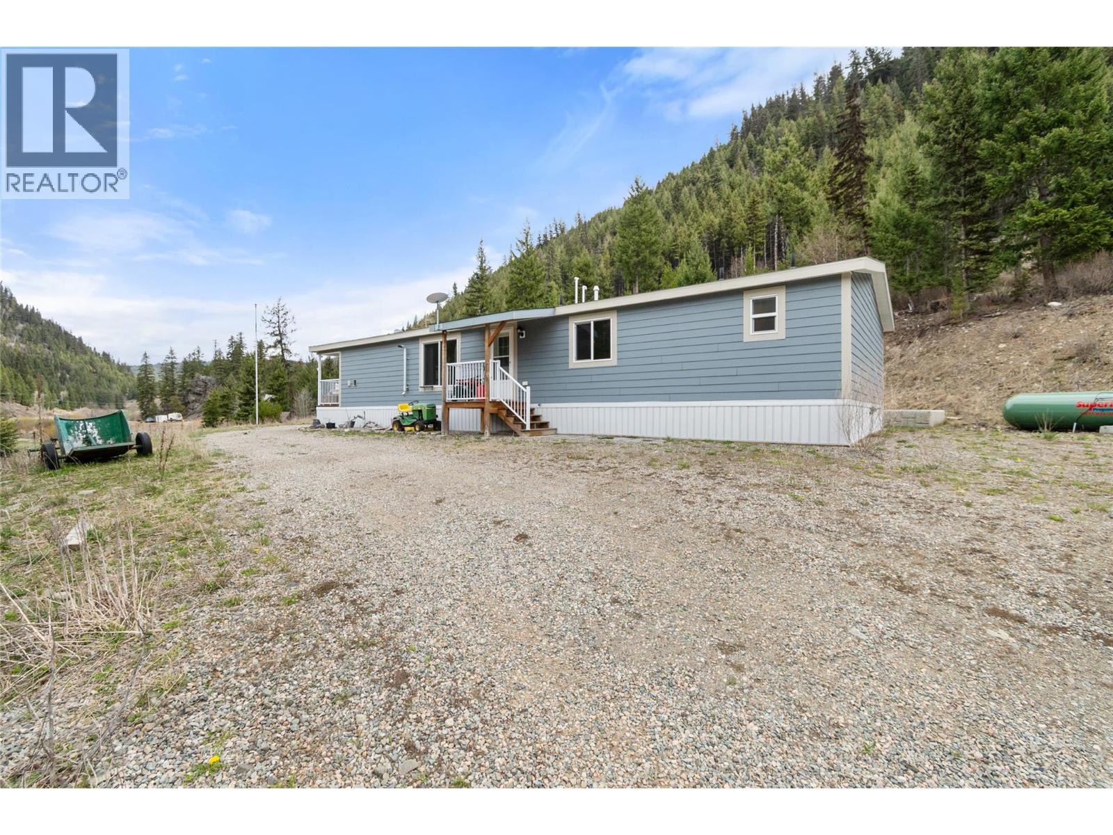 3600 Summers Creek Road - Image 2