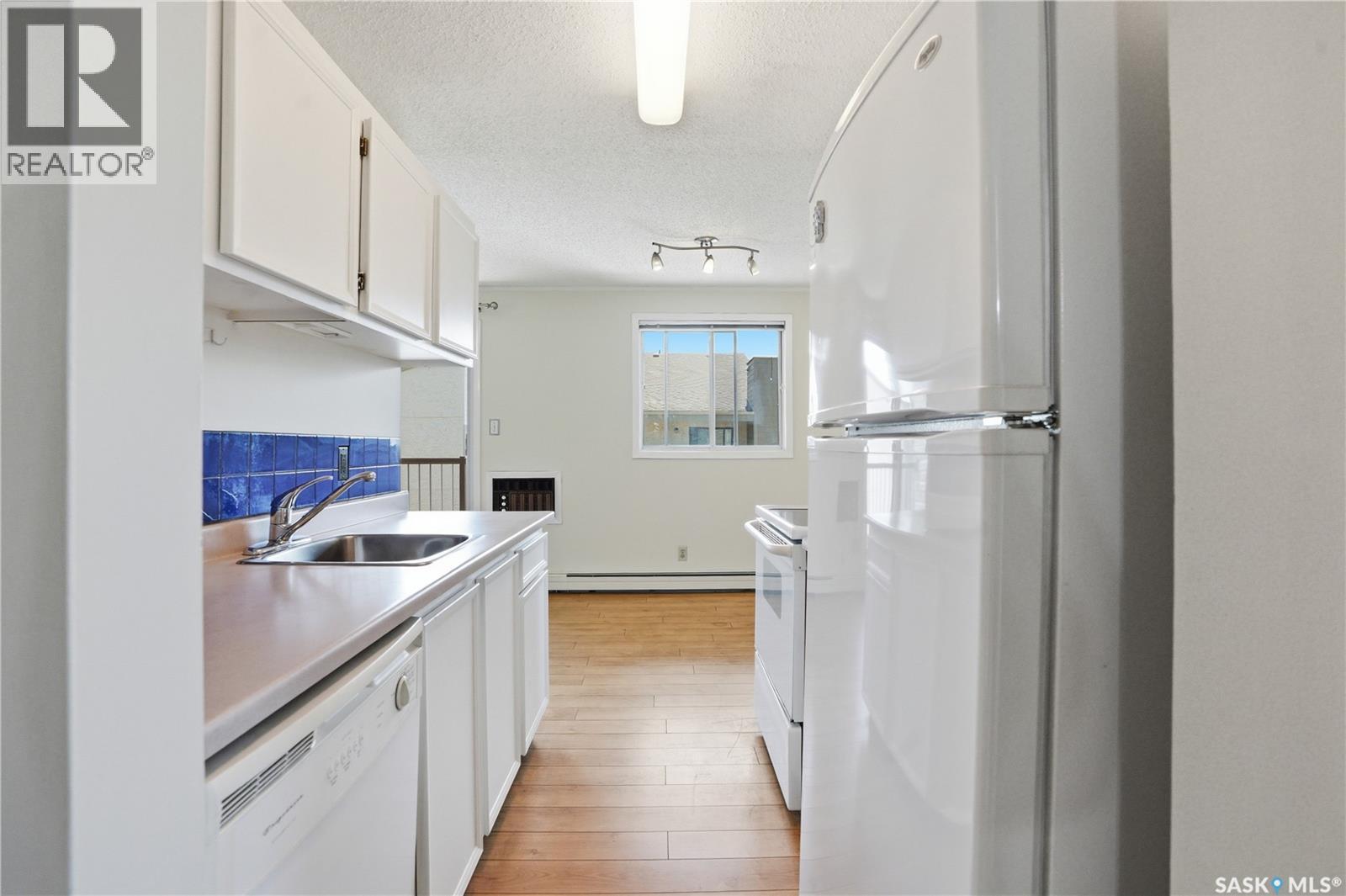 #316B 4040 8th STREET E - 18