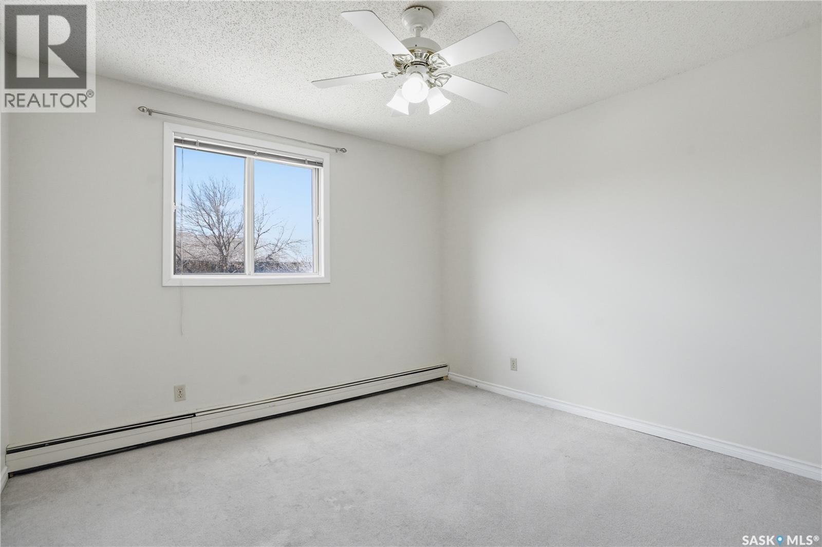 #316B 4040 8th STREET E - 21