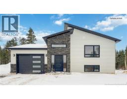 159 Carrington Drive, photo 2