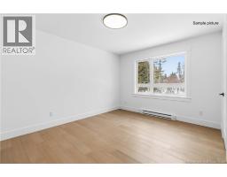 159 Carrington Drive, photo 23