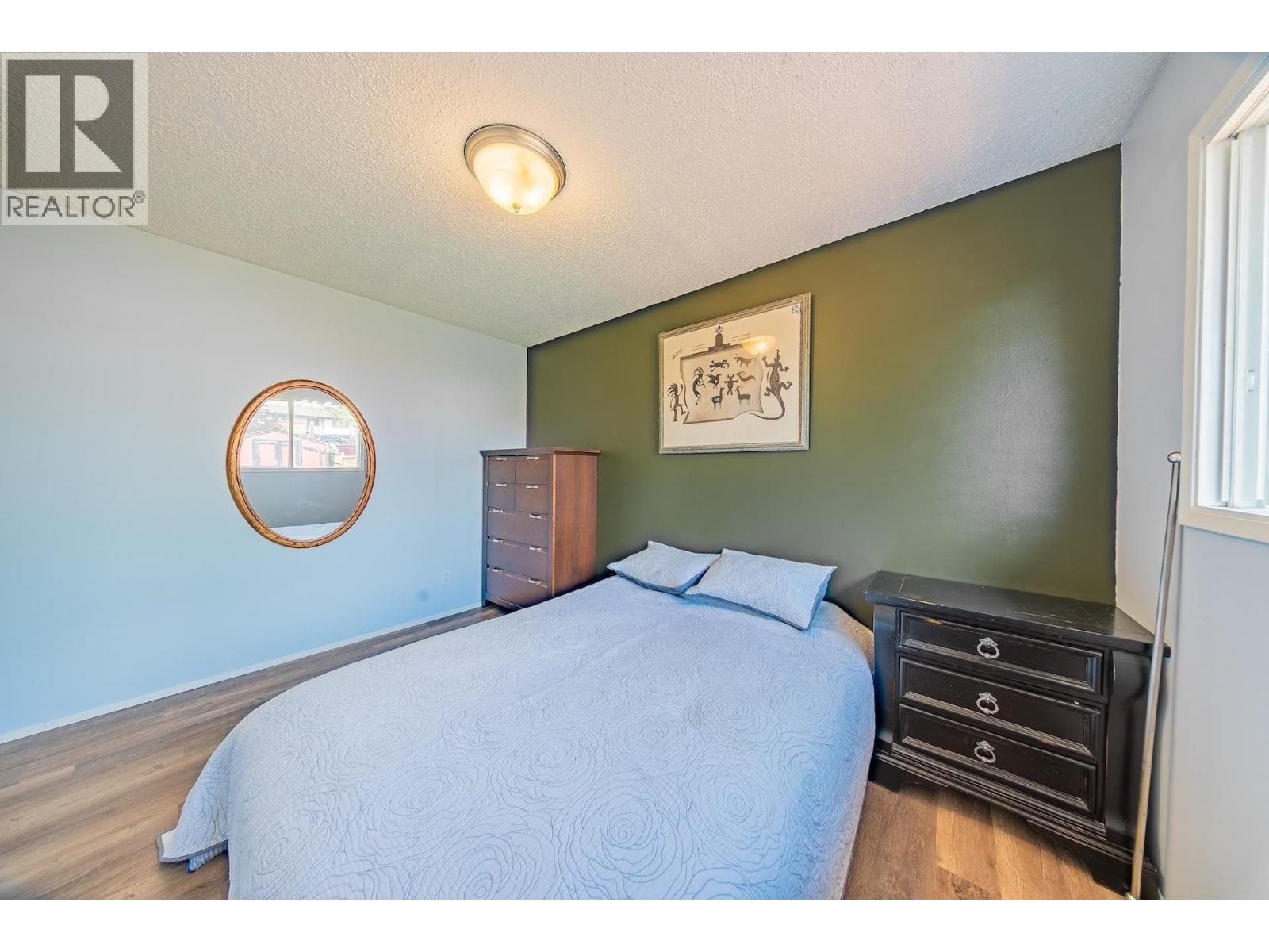 9107 88 STREET - 13