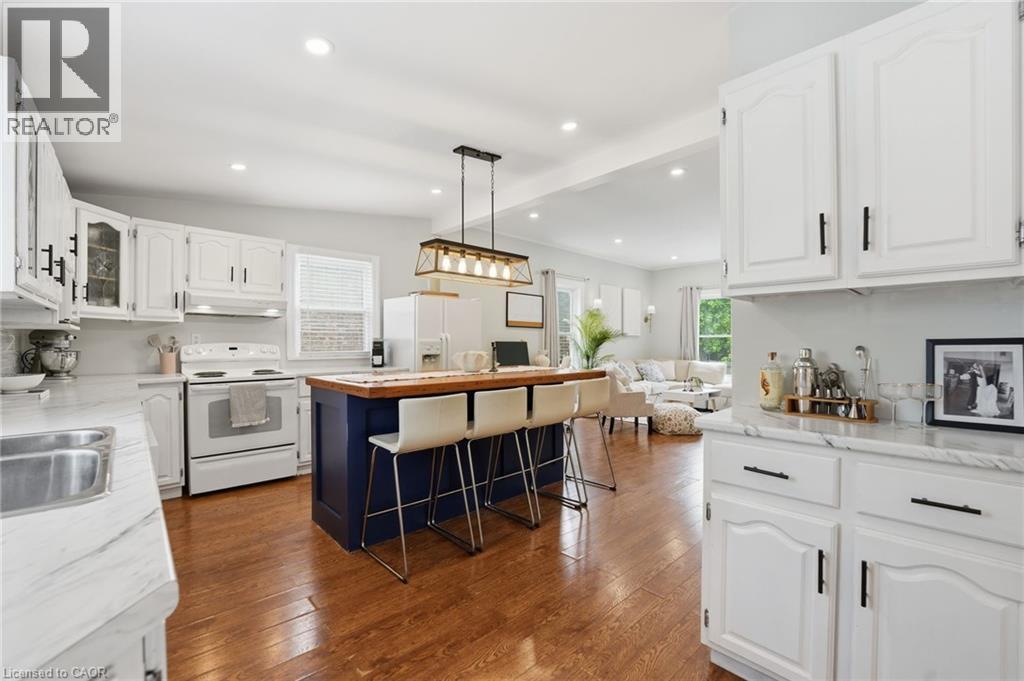 43 ALONZO Street - 13