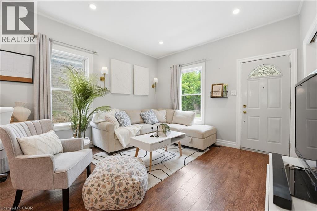 43 ALONZO Street - 3