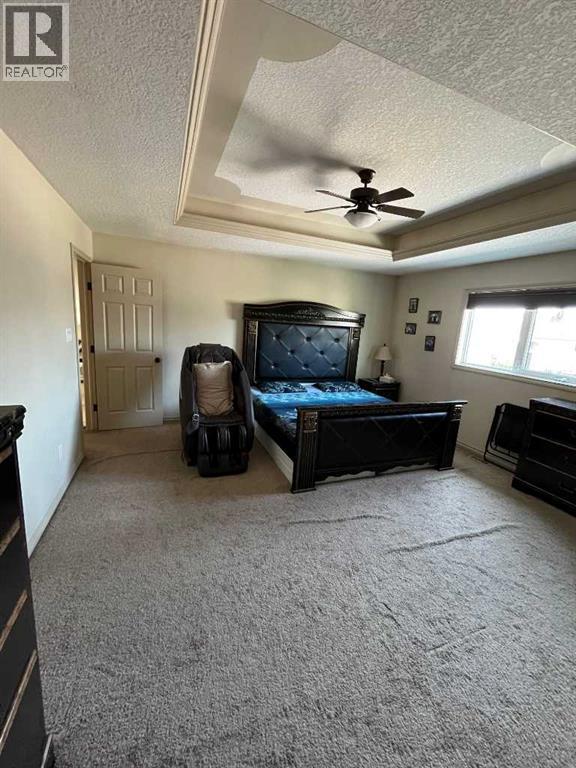 Master Bedroom Upper Level