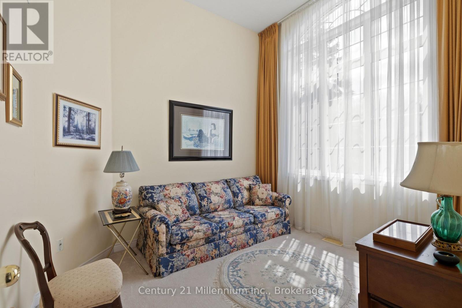 61 BUSH CRESCENT - 16