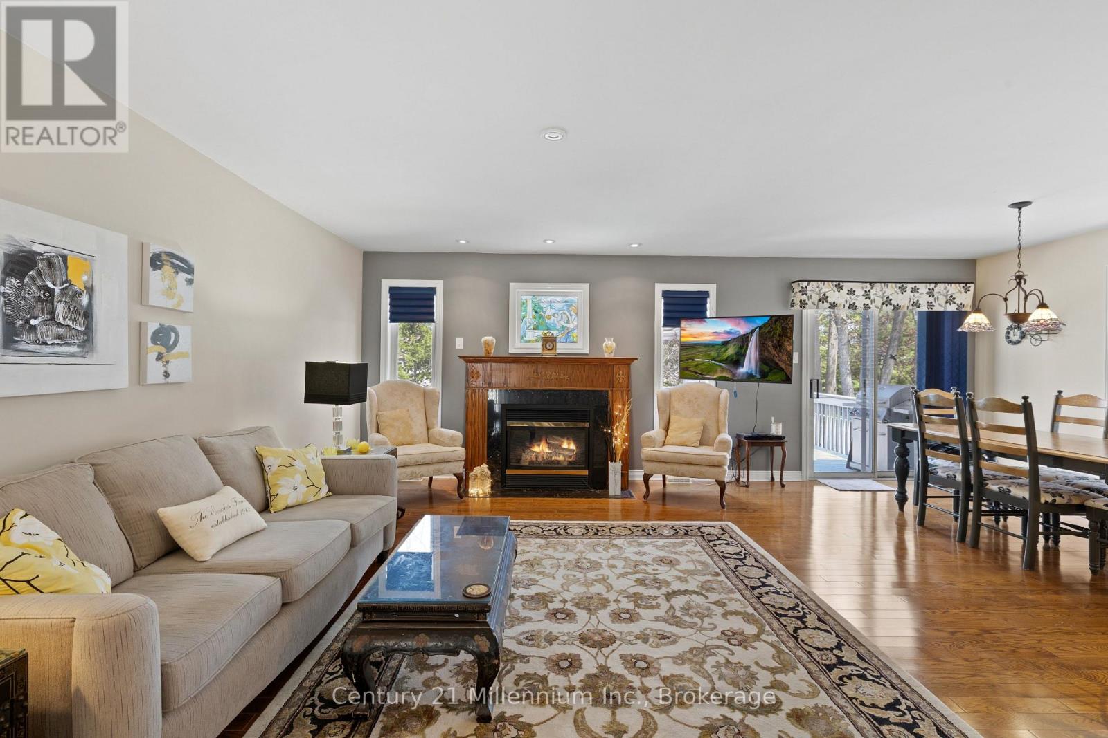 61 BUSH CRESCENT - 8