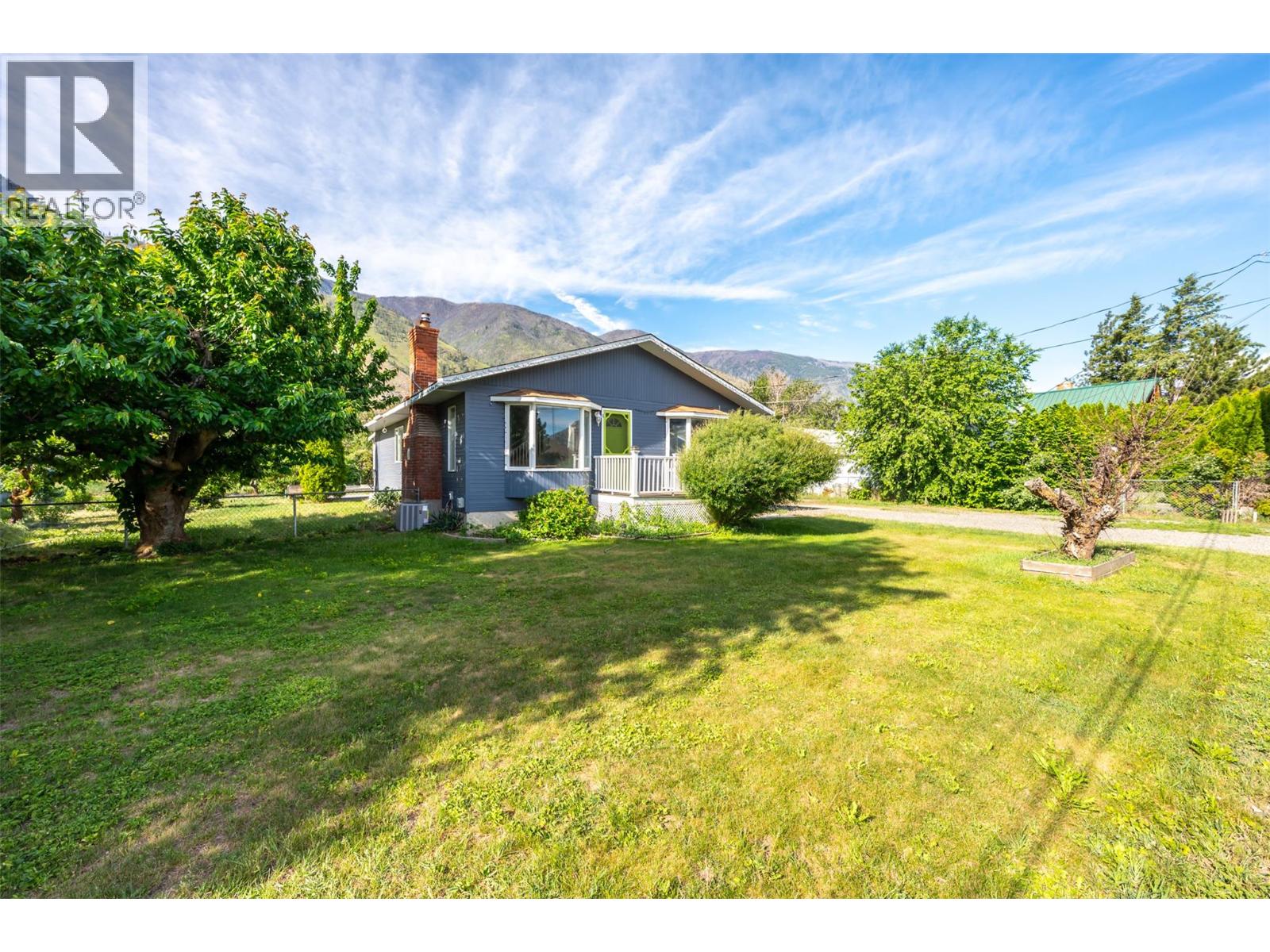  SYKES Crescent, Keremeos