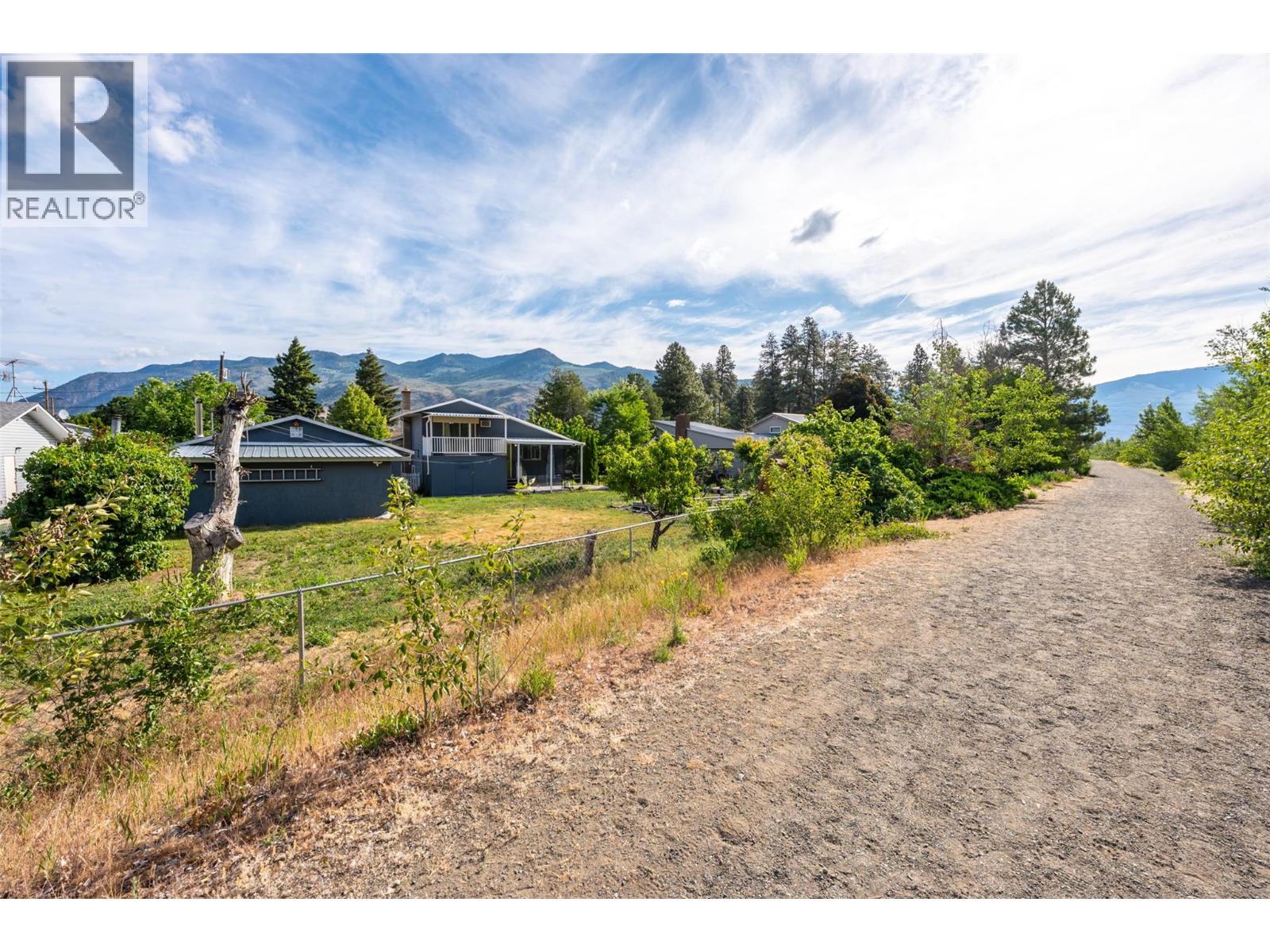  SYKES Crescent, Keremeos