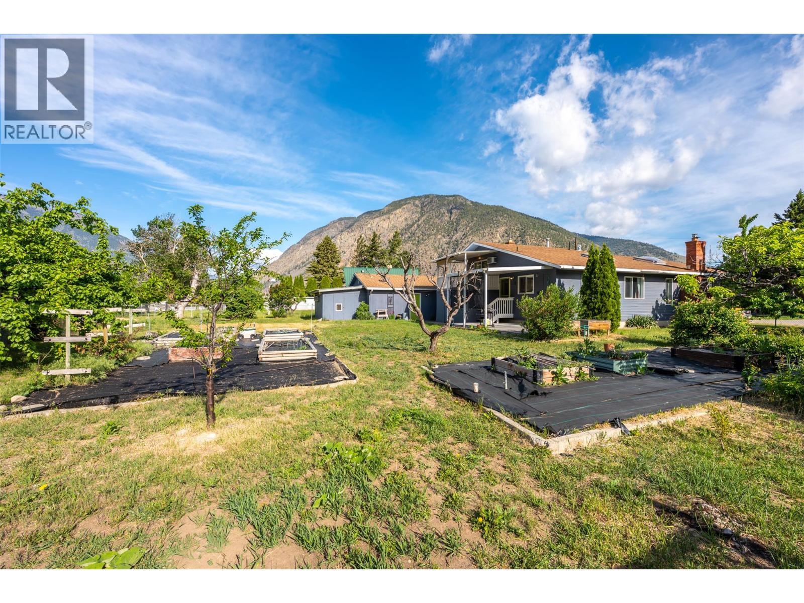  SYKES Crescent, Keremeos