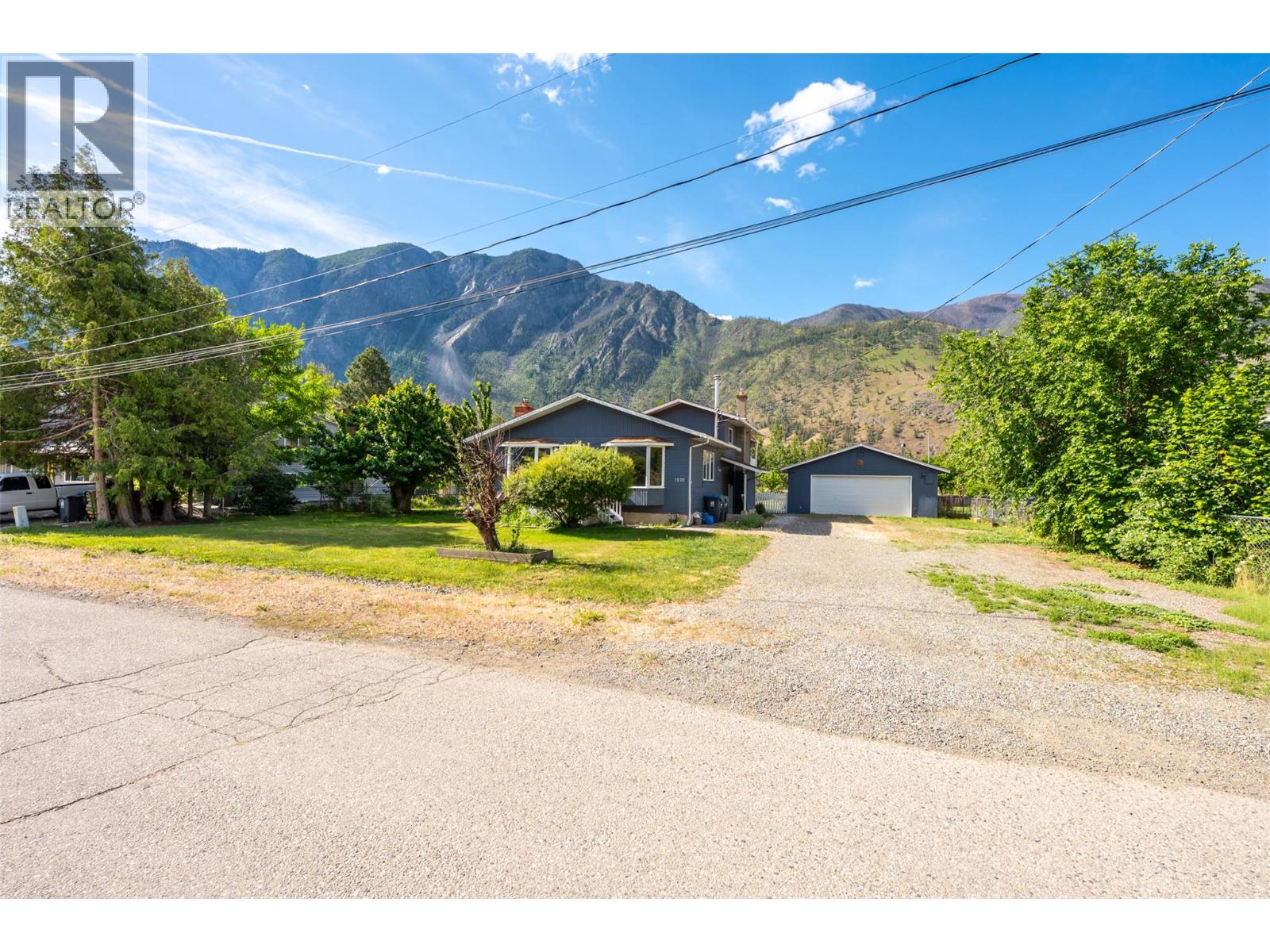  SYKES Crescent, Keremeos