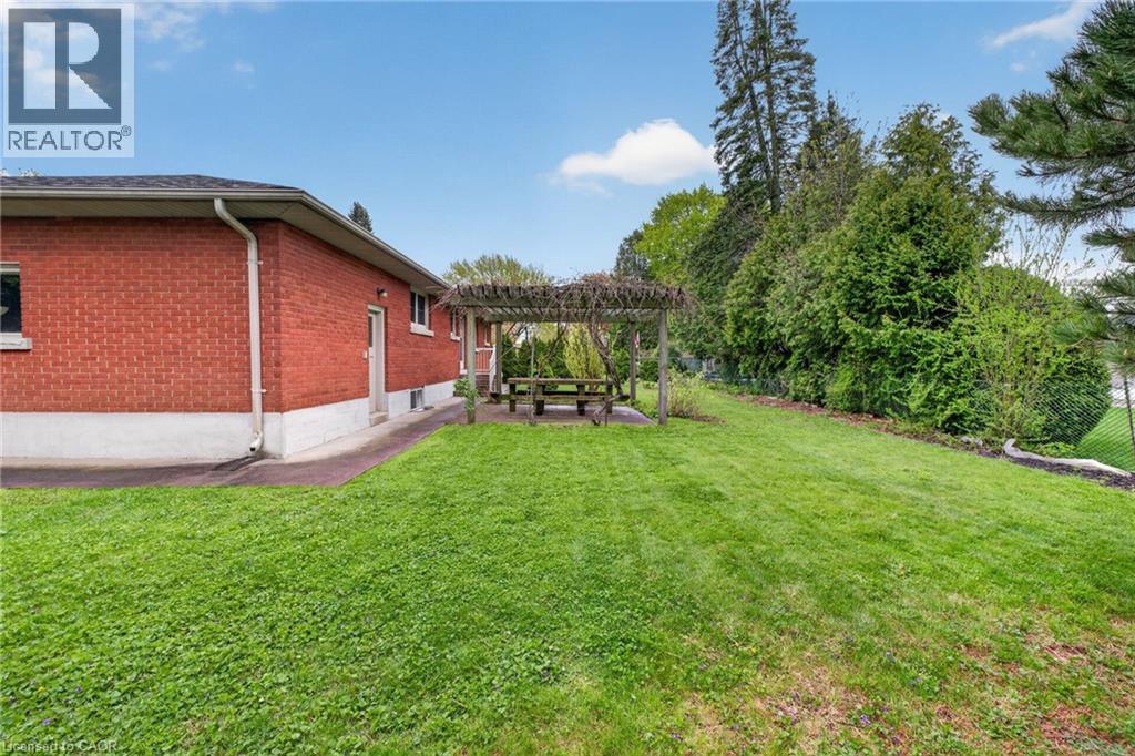 187 COUNCIL Crescent - 42