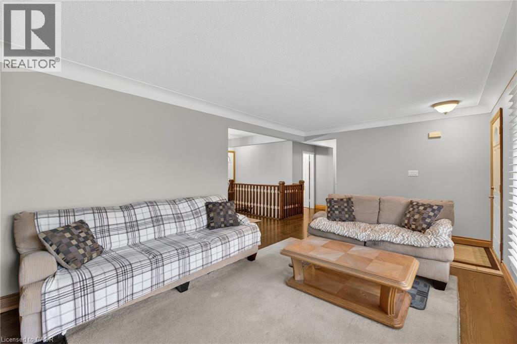 187 COUNCIL Crescent - 5