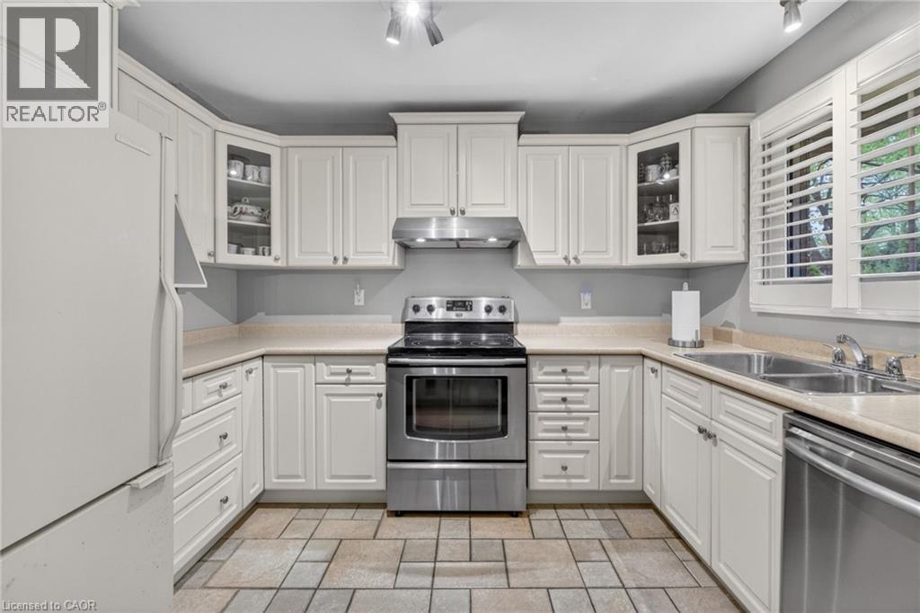 187 COUNCIL Crescent - 12