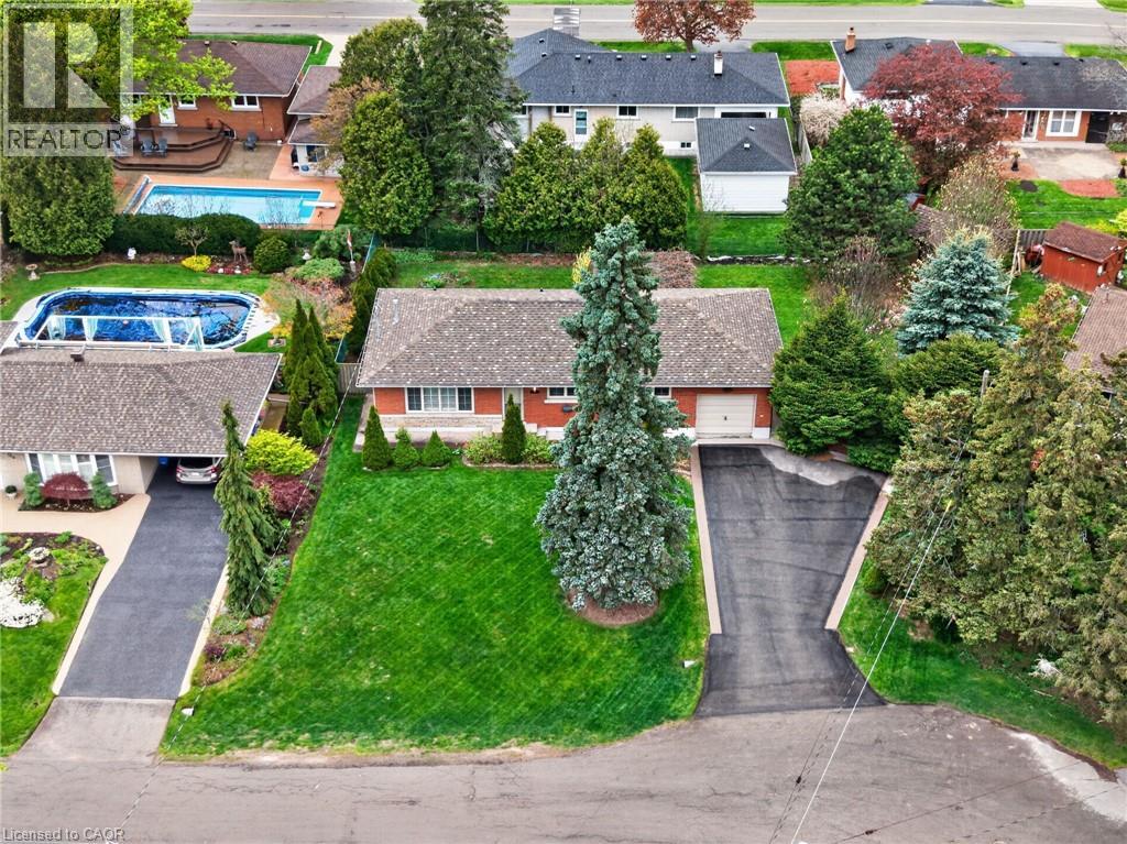 187 COUNCIL Crescent - 44