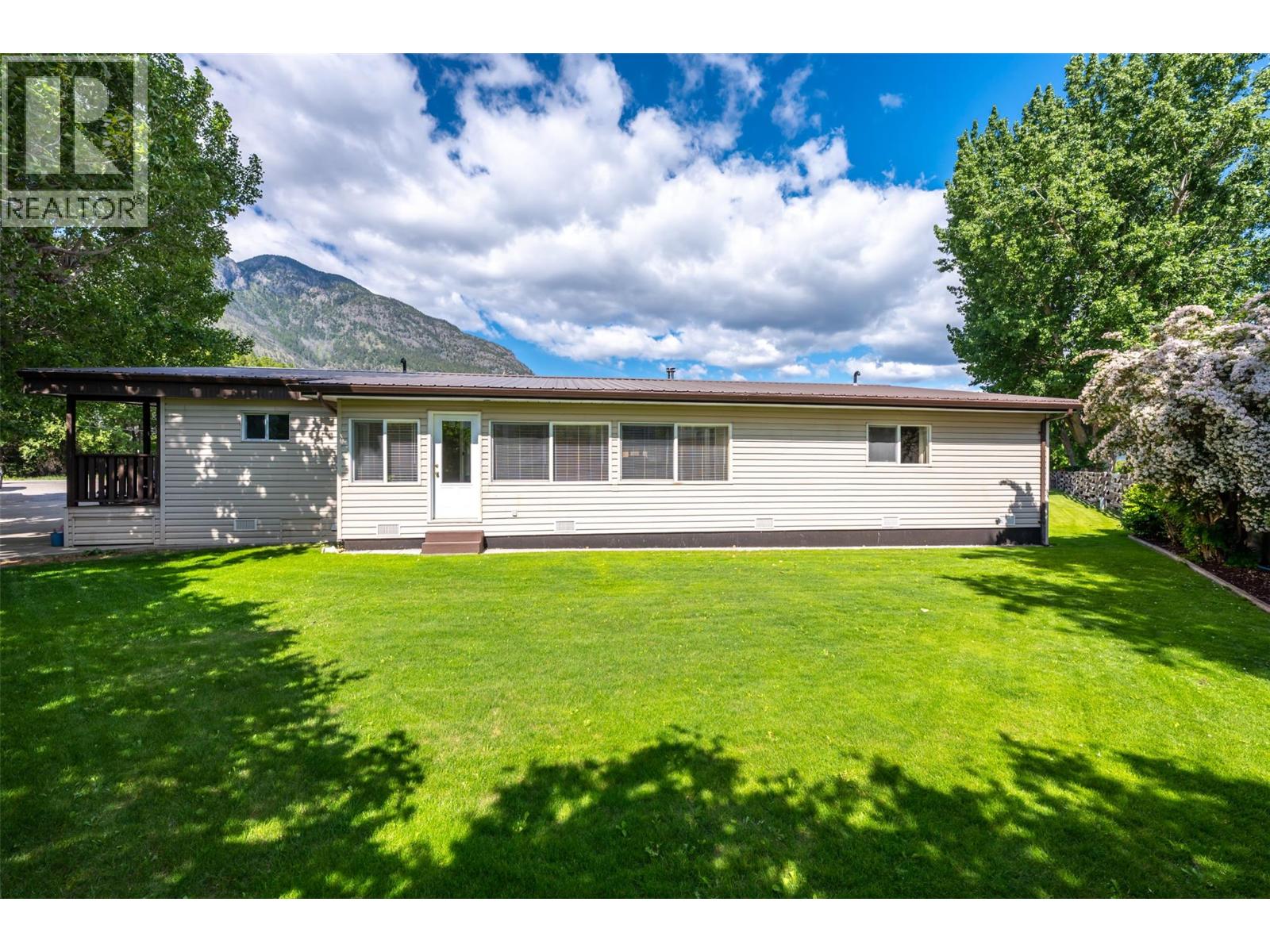 2144 HWY 3 Highway, Cawston