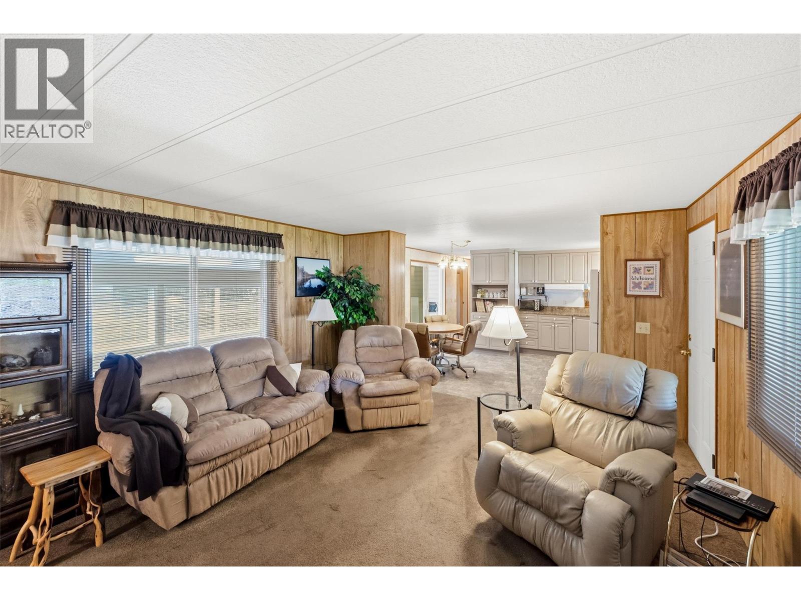 2144 HWY 3 Highway, Cawston