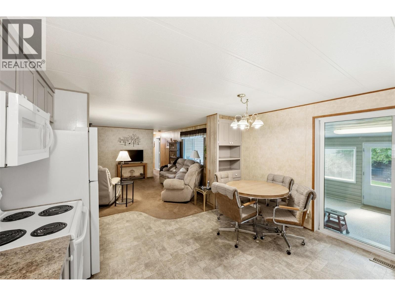2144 HWY 3 Highway, Cawston