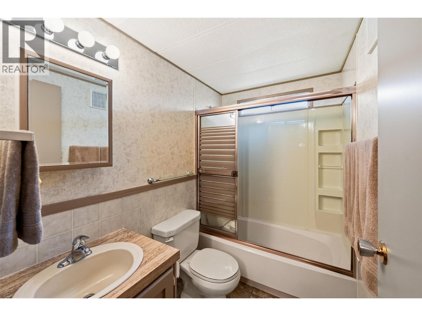 2144 HWY 3 Highway, Cawston